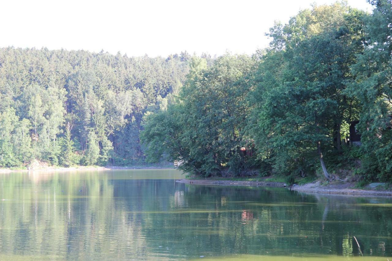 Domki Nad Jeziorem W Karlowicach Karlowice ภายนอก รูปภาพ